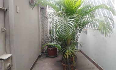 vendo casa Centenario Sur