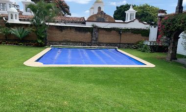 Residencia estilo Cuernavaca