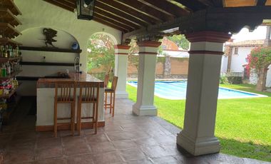 Residencia estilo Cuernavaca