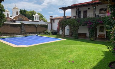 Residencia estilo Cuernavaca