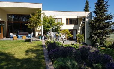 Casa en Venta en Condominio Cerro Cristal