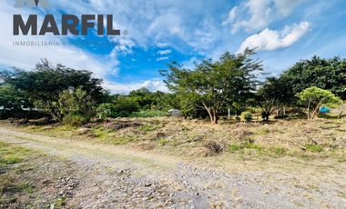 Terreno Campestre en Esquina en Venta en Colinas de la Joya El Chivato Colima