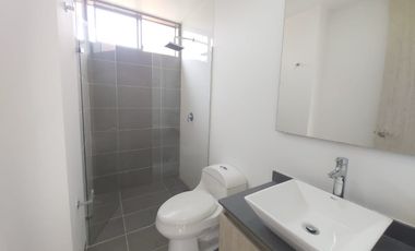 apartamento en arriendo en loma de las brujas. Cod A61741