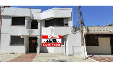 SE VENDE CASA COMERCIAL BARRIO LAS DELICIAS (GLORIETA LOS MUSICOS)