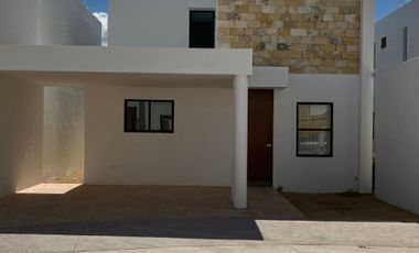 Casa en venta, Cholul, Mérida, Yucatán.