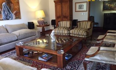 Departamento muy amplio venta lindos jardines / Vitacura