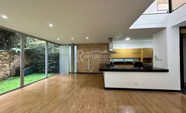 casa en arriendo en tres esquinas. Cod A776592