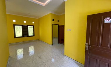 Disewakan Rumah Minimalis Nyaman di dalam Perum Lokasi Premium Condongcatur, Depok, Sleman