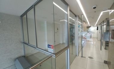 local en arriendo en local 2-edificio biomedica piso 1. Cod A13960