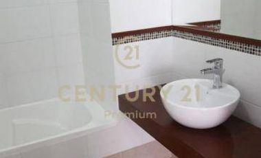 OPORTUNIDAD CASÀ IDEAL CONSULTORIOS, OFICINAS,CLÍNICAS O VIVIENDA FRENTE PARQUE