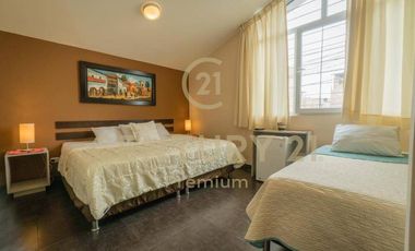 OPORTUNIDAD CASÀ IDEAL CONSULTORIOS, OFICINAS,CLÍNICAS O VIVIENDA FRENTE PARQUE