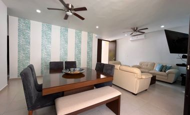 CASA DE 4 RECAMARAS EN PLAYA DEL CARMEN