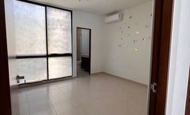 CASA DE 4 RECAMARAS EN PLAYA DEL CARMEN