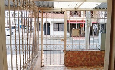 casa en venta en urb. las américas. Cod V8586205