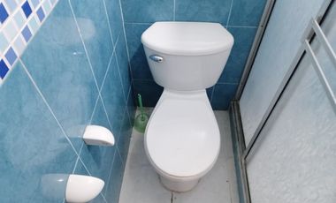 casa en venta en urb. las américas. Cod V8586205