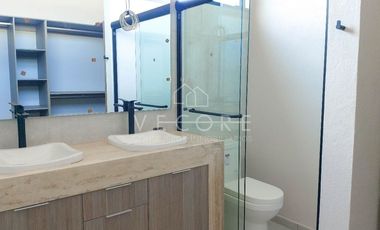 CASA EN VENTA EN SANTILLANA, SOLARES, ZAPOPAN