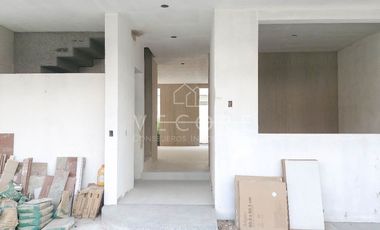 CASA EN VENTA EN SANTILLANA, SOLARES, ZAPOPAN