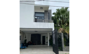 VENTA DE CASA EN VILLAS DE CERRO LINDO, EL CRISOL