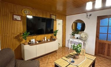 Casa en venta de 5 dorm.Estacionamiento techado en Coronel