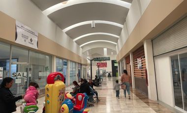 Local en renta y venta en Plaza galerías, Salamanca, Gto.