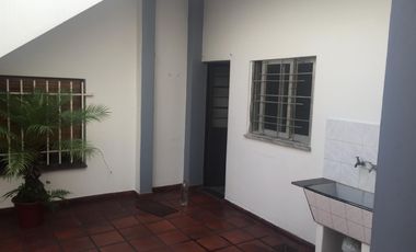 DPTO TIPO CASA 3 AMB. C/GARAGE PARA 2 VEHÍCULOS