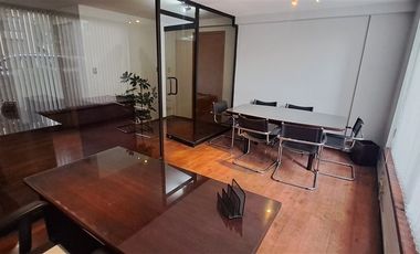 Oficina en arriendo en Las Condes, Metro Escuela Militar