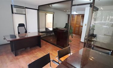 Oficina en arriendo en Las Condes, Metro Escuela Militar