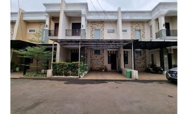 Rumah Terawat 4 Kamar Dkt Gerbang Tol Pondok Gede Jatiwaringin