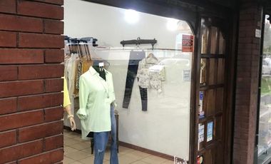 Venta Local Comercial, La Mejor Cuadra De Vergara Hurlingham.