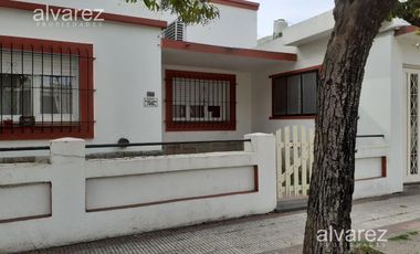 Casa 4 Ambientes Venta Ituzaingo Norte