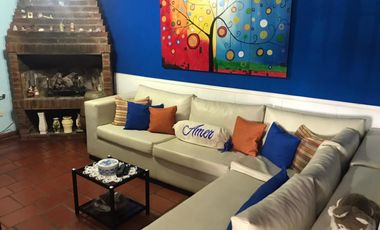 Dos Casas En Venta A 50mts De Ruta 23 - Moreno Norte