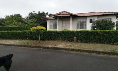 Venta de Casa   Urbanizacion Jardines del Rio