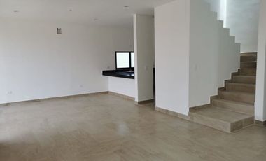 Casa en Venta Mérida, Privada Fiora Residencial, Cholul (Mod. Lily)