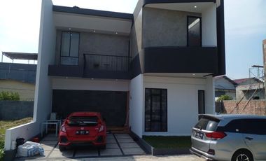 rumah 2 lantai di jual dengan konsep one get jll bakti arifin ahmad