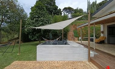 casa campestre en arriendo en vereda el paraiso. Cod A6575