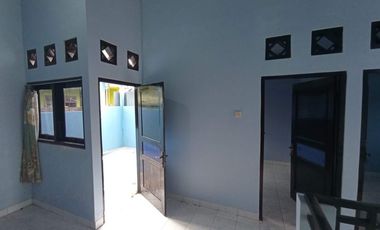 Rumah 2lt didaerah janti dekat Ambarukmo Plaza, cocok untuk rombongan mahasiswa.