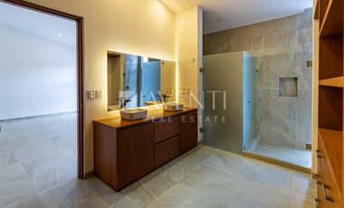 Casa en venta, Lagos del Sol Residencial, Cancún Quintana Roo.