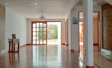 casa en arriendo en santa paula-usaquén. Cod A51269