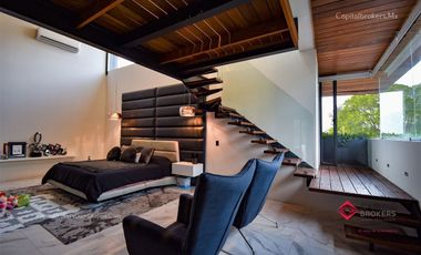 Casa en Venta de Lujo con Alberca Colinas de San Javier