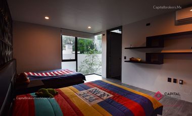 Casa en Venta de Lujo con Alberca Colinas de San Javier