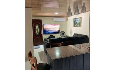 CASA REMODELADA EN VENTA EN LA ARBOLEDA DEL GOLF RUFINA ALFARO