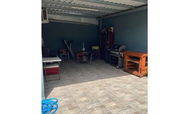 CASA REMODELADA EN VENTA EN LA ARBOLEDA DEL GOLF RUFINA ALFARO