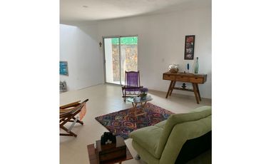 CASA EN CONDOMINIO EN VENTA A ORILLA DEL LAGO 