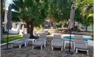 CASA EN CONDOMINIO EN VENTA A ORILLA DEL LAGO 