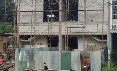 Dijual Ruko 2 Lantai Serpong Park Tangerang Selatan Unit Baru Bangun Ada 4 Unit Lokasi Ramai Sangat Strategis