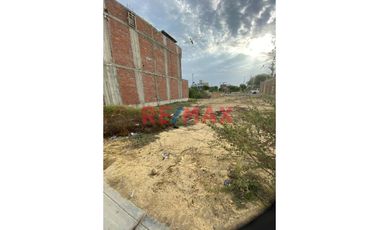 🌳🏡 Tu próximo hogar te espera en La Alameda de Miraflores Country Club
Terreno de 90 m² (6x15) disponible en una de las urbanizaciones más completas