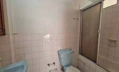 Casa solida, 4 dorm. 4 baños, estar, terraza estacionamiento