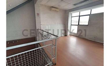 VENTA LOCAL COMERCIAL CON OFICINAS Y BODEGA, STGO