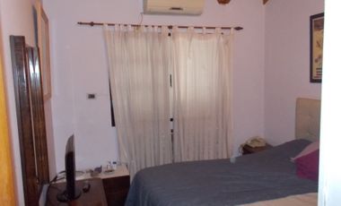 DUPLEX 3 AMBIENTES CON ENTRADA DE AUTO