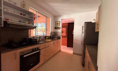 casa en venta en cinco soles. Cod V120461